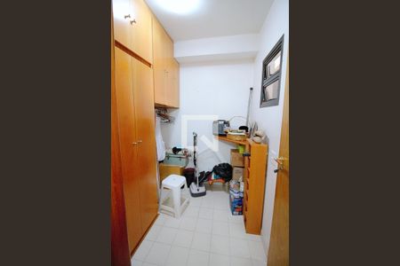 Apartamento para alugar com 198m², 4 quartos e 4 vagasQuarto de Serviço