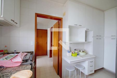 Apartamento para alugar com 198m², 4 quartos e 4 vagasCozinha