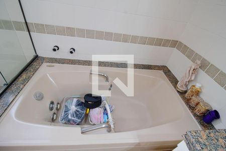 Apartamento para alugar com 198m², 4 quartos e 4 vagasBanheiro da Suíte 3