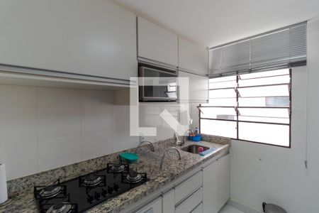 Cozinha de apartamento à venda com 2 quartos, 75m² em Vila Angelino Rossi, Campinas