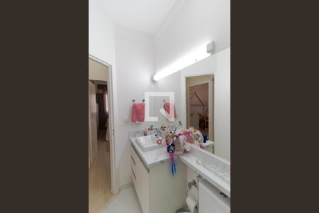 Apartamento à venda com 75m², 2 quartos e 1 vaga Apartamento à venda com 75m², 2 quartos e 1 vagaBanheiro