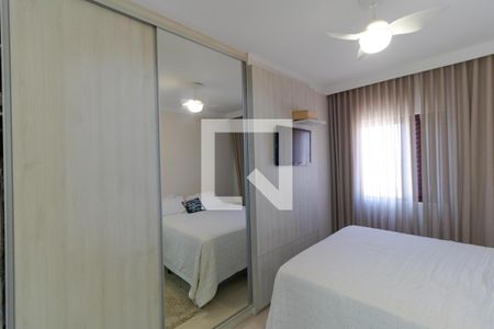 Suíte de apartamento à venda com 2 quartos, 75m² em Vila Angelino Rossi, Campinas