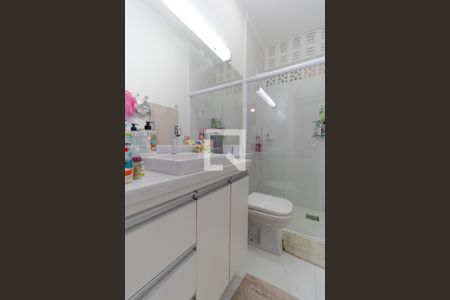 Apartamento à venda com 75m², 2 quartos e 1 vaga Apartamento à venda com 75m², 2 quartos e 1 vagaBanheiro da Suíte