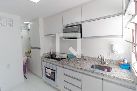 Apartamento à venda com 75m², 2 quartos e 1 vaga Apartamento à venda com 75m², 2 quartos e 1 vagaCozinha