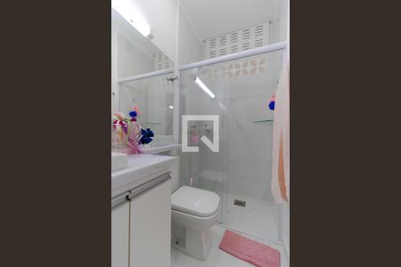 Apartamento à venda com 75m², 2 quartos e 1 vaga Apartamento à venda com 75m², 2 quartos e 1 vagaBanheiro