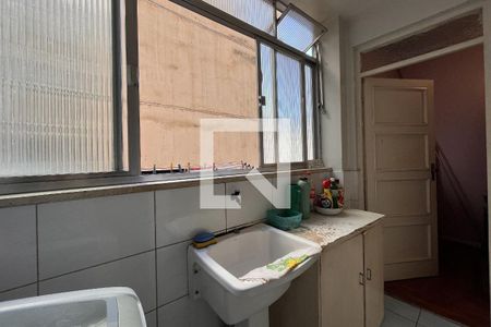 Apartamento à venda com 80m², 3 quartos e 1 vagaÁrea de Serviço