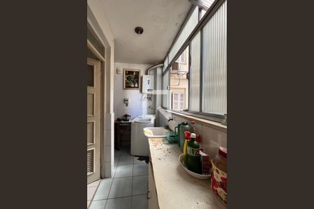 Apartamento à venda com 80m², 3 quartos e 1 vagaÁrea de Serviço