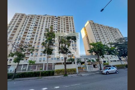 Apartamento à venda com 75m², 2 quartos e 1 vagaFachada