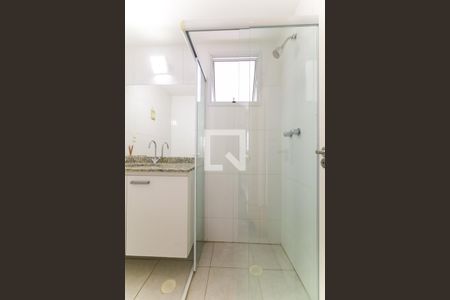 Apartamento à venda com 78m², 2 quartos e 3 vagasBanheiro Social