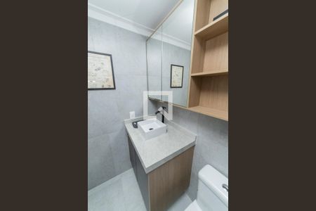 Banheiro de apartamento para alugar com 1 quarto, 26m² em Vila Buarque, São Paulo