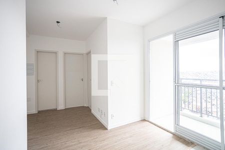 Sala de apartamento para alugar com 2 quartos, 36m² em Jardim Santo Estêvão, Carapicuíba
