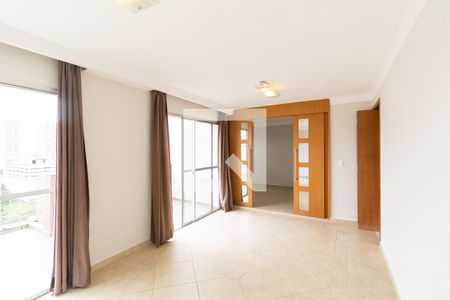 Sala 2 de apartamento para alugar com 4 quartos, 140m² em Jardim Olympia, São Paulo