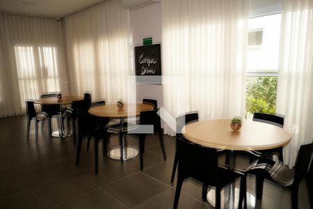 Apartamento à venda com 37m², 2 quartos e sem vagaÁrea comum