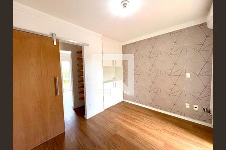 Casa de condomínio à venda com 130m², 3 quartos e 2 vagas Casa de condomínio à venda com 130m², 3 quartos e 2 vagasQuarto 3 - Suíte