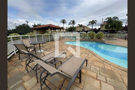 Casa de condomínio à venda com 130m², 3 quartos e 2 vagasÁrea comum - Piscina