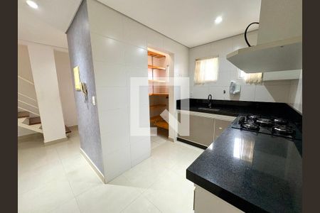 Casa de condomínio à venda com 130m², 3 quartos e 2 vagas Casa de condomínio à venda com 130m², 3 quartos e 2 vagasCozinha