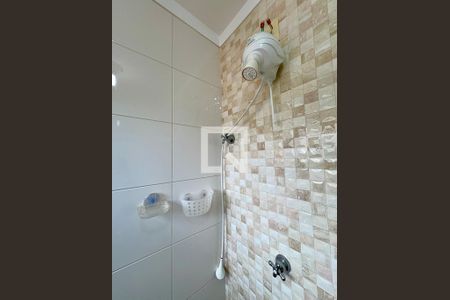 Casa de condomínio à venda com 130m², 3 quartos e 2 vagas Casa de condomínio à venda com 130m², 3 quartos e 2 vagasBanheiro da Suíte