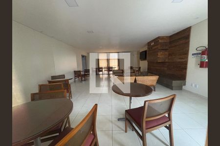 Casa de condomínio à venda com 130m², 3 quartos e 2 vagasÁrea comum - Salão de festas