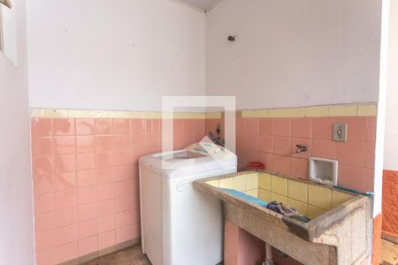 Casa à venda com 184m², 3 quartos e 3 vagas Casa à venda com 184m², 3 quartos e 3 vagasÁrea de serviço