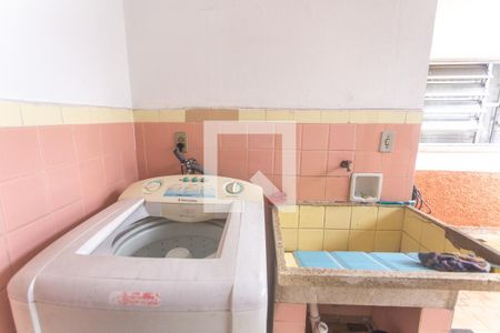 Casa à venda com 184m², 3 quartos e 3 vagas Casa à venda com 184m², 3 quartos e 3 vagasÁrea de serviço