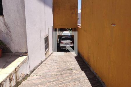 Casa à venda com 220m², 4 quartos e 5 vagas Casa à venda com 220m², 4 quartos e 5 vagasQuintal / Garagem / Churrasqueira