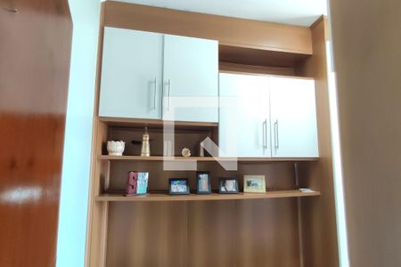 Casa à venda com 220m², 4 quartos e 5 vagas Casa à venda com 220m², 4 quartos e 5 vagasQuarto 2