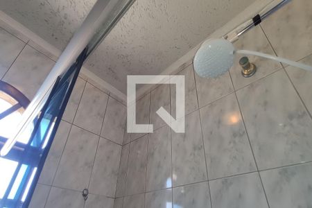 Casa à venda com 220m², 4 quartos e 5 vagas Casa à venda com 220m², 4 quartos e 5 vagasBanheiro 1