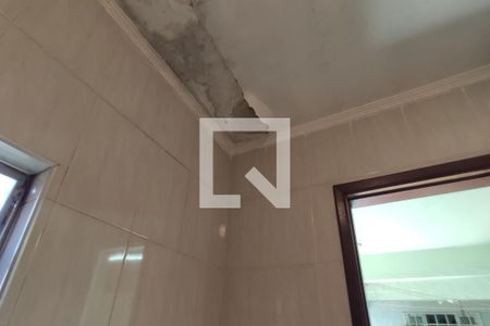 Casa à venda com 220m², 4 quartos e 5 vagas Casa à venda com 220m², 4 quartos e 5 vagasSalão de Festas / Banheiro