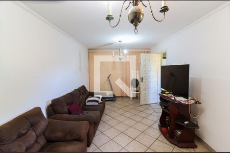 Sala Estar de casa para alugar com 3 quartos, 300m² em Jardim Pinheiros, São Paulo