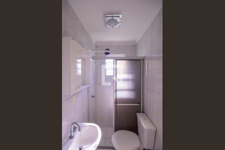 Banheiro de casa para alugar com 1 quarto, 30m² em São João Climaco, São Paulo