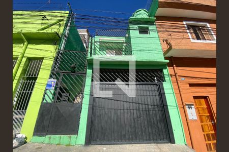 Fachada de casa para alugar com 1 quarto, 30m² em São João Climaco, São Paulo