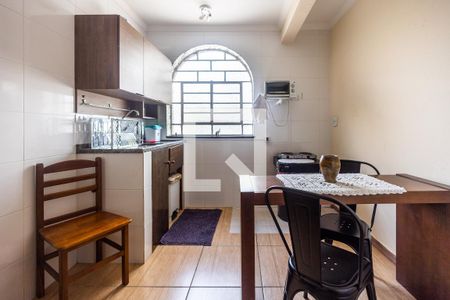 Casa para alugar com 60m², 2 quartos e sem vagaCozinha