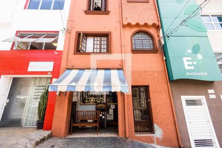 Casa para alugar com 60m², 2 quartos e sem vagaFachada
