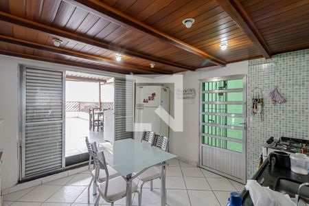 Casa para alugar com 60m², 1 quarto e 1 vagaCozinha