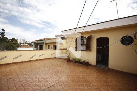 Casa à venda com 286m², 5 quartos e 5 vagasVaranda