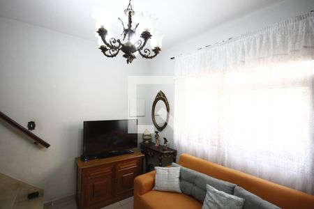 Casa à venda com 286m², 5 quartos e 5 vagasSala- Casa2