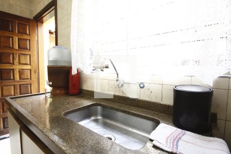 Casa à venda com 286m², 5 quartos e 5 vagasCozinha- Casa2