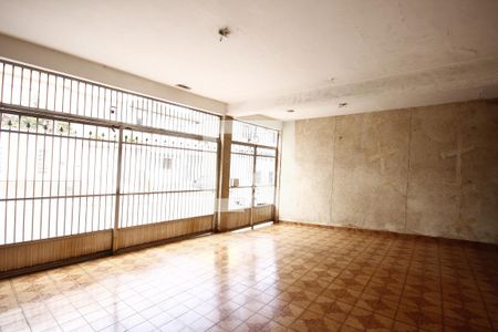 Casa à venda com 286m², 5 quartos e 5 vagasGaragem