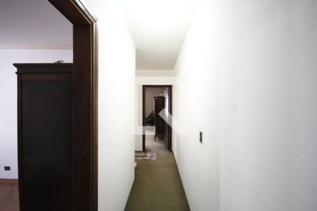 Casa à venda com 286m², 5 quartos e 5 vagasCorredor