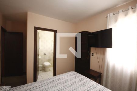 Casa à venda com 286m², 5 quartos e 5 vagasSuíte 3