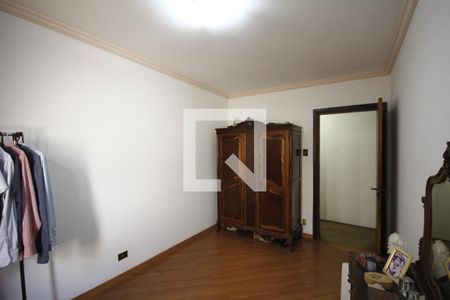 Casa à venda com 286m², 5 quartos e 5 vagasSuíte 2