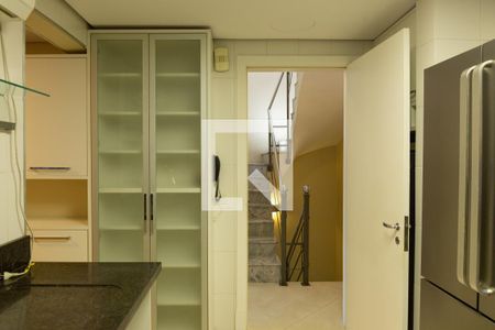 Casa de condomínio para alugar com 228m², 3 quartos e 3 vagasCozinha