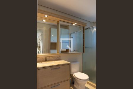 Casa de condomínio para alugar com 228m², 3 quartos e 3 vagasBanheiro 1