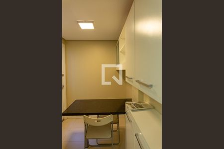 Casa de condomínio para alugar com 228m², 3 quartos e 3 vagasCozinha