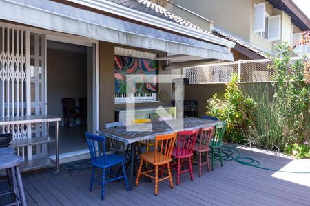 Casa de condomínio para alugar com 228m², 3 quartos e 3 vagasVaranda da Sala