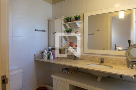 Casa de condomínio para alugar com 228m², 3 quartos e 3 vagasBanheiro do terraço