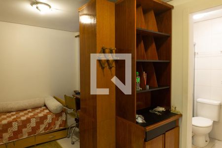 Casa de condomínio para alugar com 228m², 3 quartos e 3 vagasQuarto de Serviço