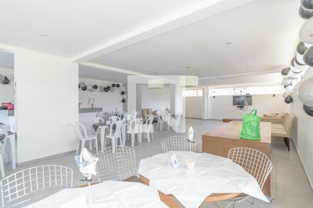 Apartamento à venda com 54m², 2 quartos e 1 vagaSalão de Festas