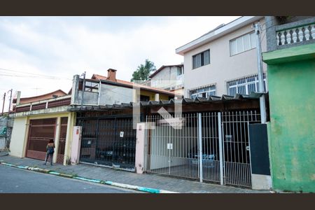Fachada de casa para alugar com 3 quartos, 180m² em Vila Guedes, São Paulo
