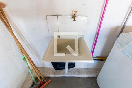 Casa à venda com 100m², 2 quartos e 2 vagasLavanderia